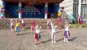 Весёлый летний танец Терелесовский ДК.jpg